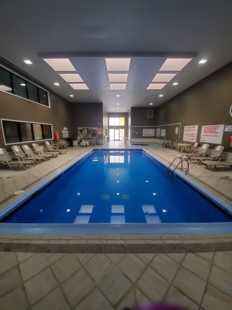 Ramada By Wyndham North Platte Hotel Ngoại thất bức ảnh