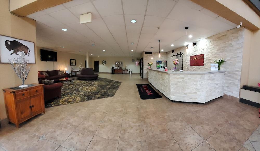 Ramada By Wyndham North Platte Hotel Ngoại thất bức ảnh