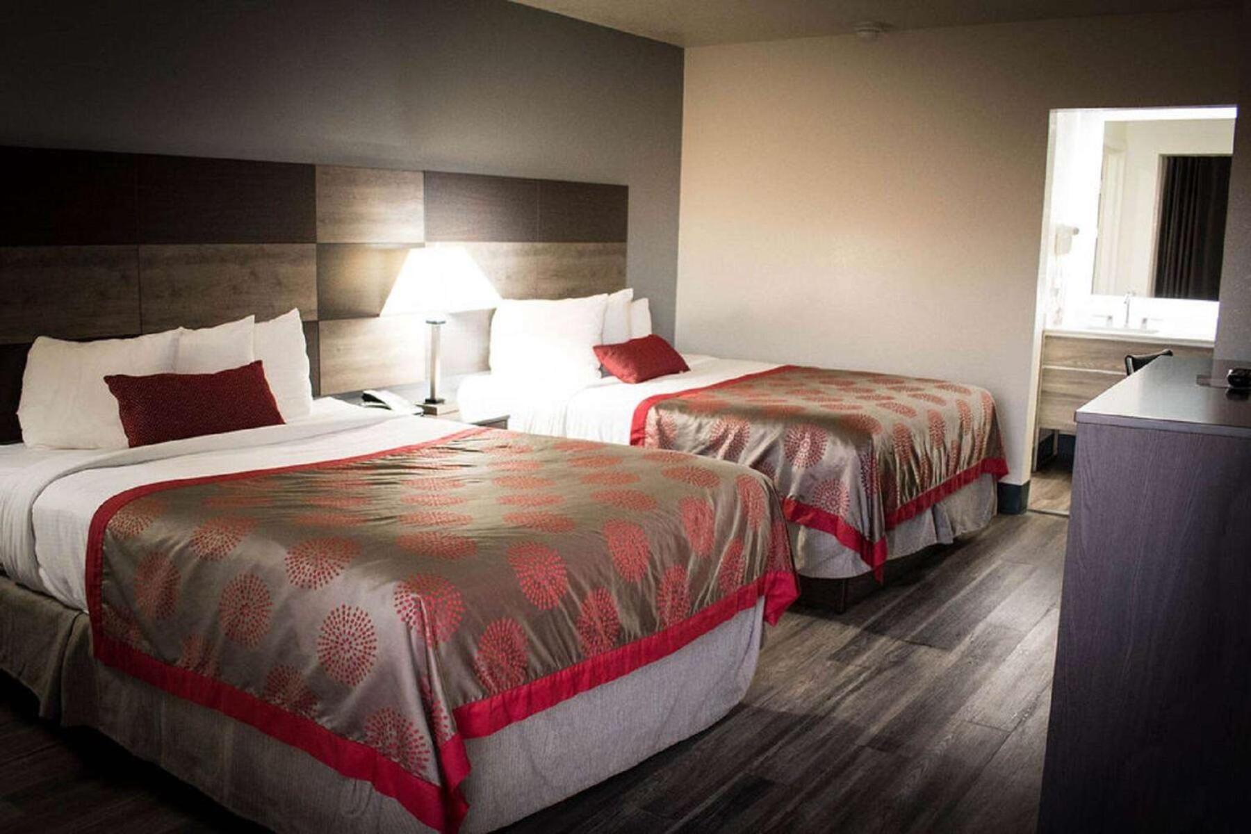 Ramada By Wyndham North Platte Hotel Ngoại thất bức ảnh